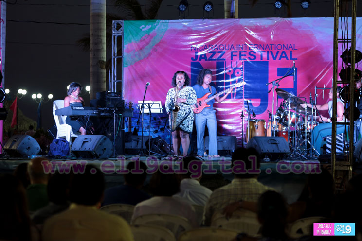 Amantes de la buena m&uacute;sica disfrutan de clausura de Festival Internacional de Jazz